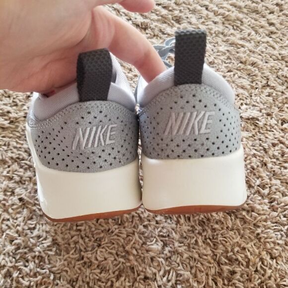 Nike Air Max - Picture 3 of 7